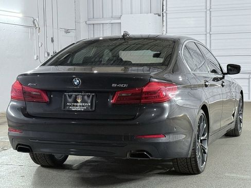 Used 2017 BMW 540i xDrive image 9
