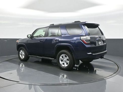 Used 2023 Toyota 4Runner SR5 Premium w/ Moonroof Package AWD/4WD image 5