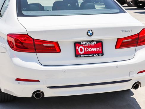 Used 2019 BMW 530i RWD image 10