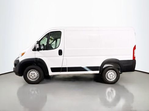 Used 2025 RAM ProMaster 1500 w/ Convenience Group image 4