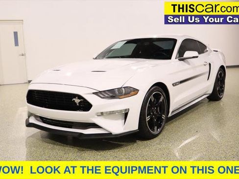 Used 2020 Ford Mustang GT Premium w/ Equipment Group 401A RWD image 4