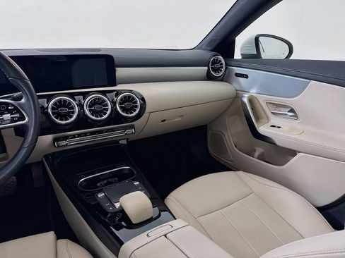 Certified 2022 Mercedes-Benz CLA 250 image 24