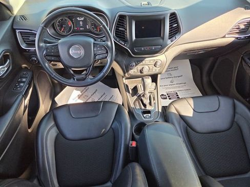 Used 2021 Jeep Cherokee Altitude image 9