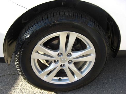 Used 2011 Hyundai Santa Fe Limited w/ Navigation Pkg 4 image 4