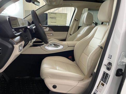 Used 2026 Mercedes-Benz GLE 350 4MATIC image 4