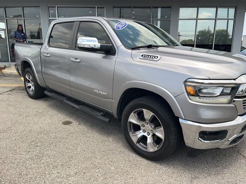 Used 2020 RAM 1500 Laramie AWD/4WD image 43