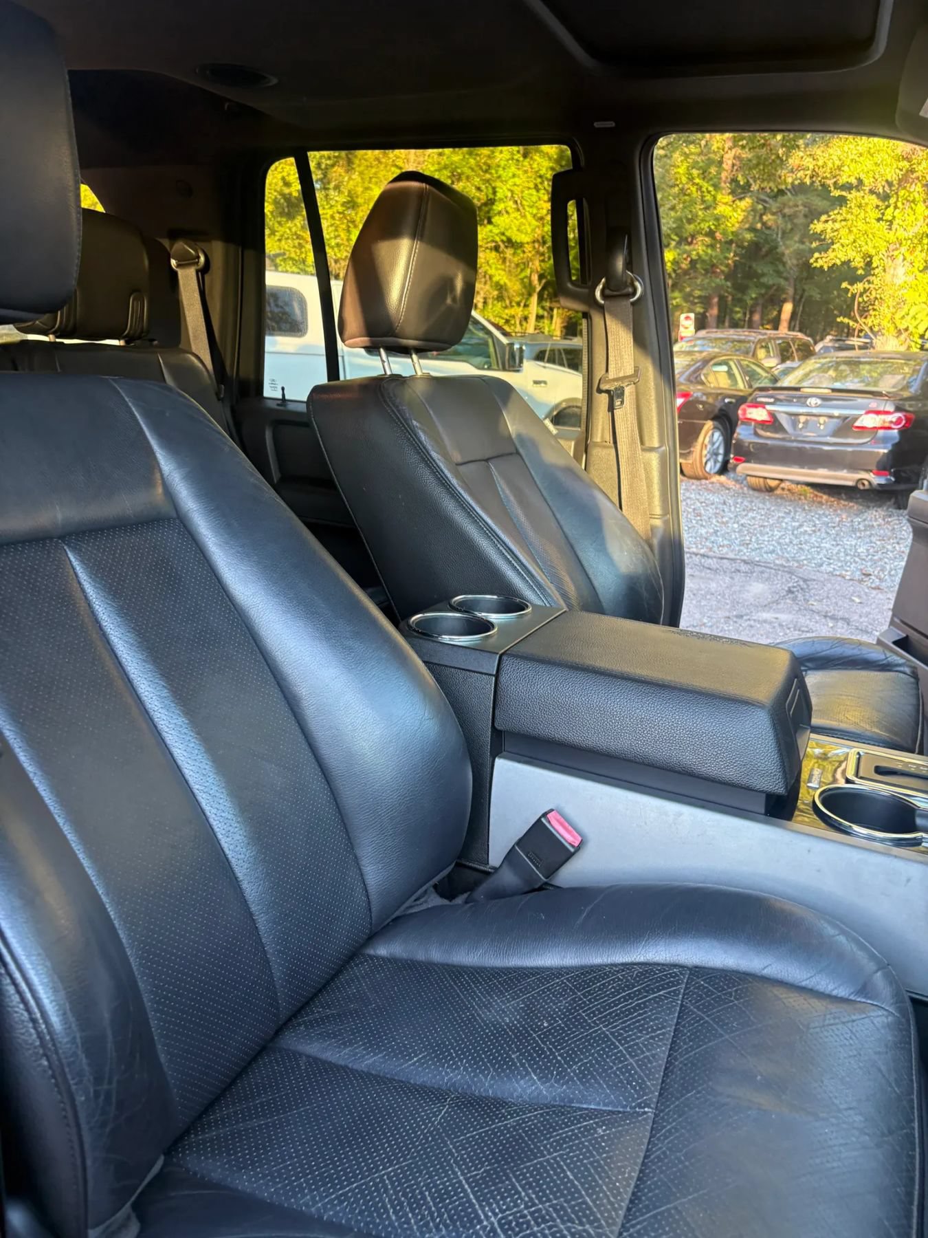 Used 2011 Ford Expedition Limited w/ 301A Rapid Spec Order Code AWD/4WD image 33