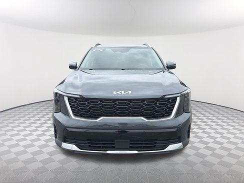 Used 2024 Kia Sorento S w/ Panoramic Sunroof Package FWD image 9