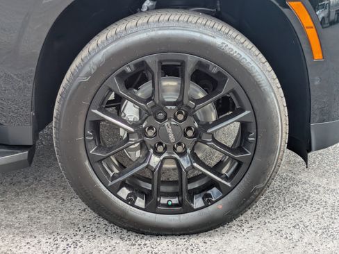 New 2026 GMC Yukon Denali AWD/4WD image 12