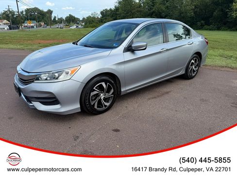 Used 2017 Honda Accord LX image 2