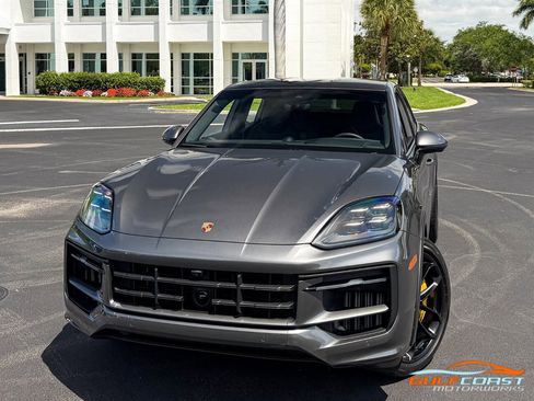 Used 2026 Porsche Cayenne GTS image 7