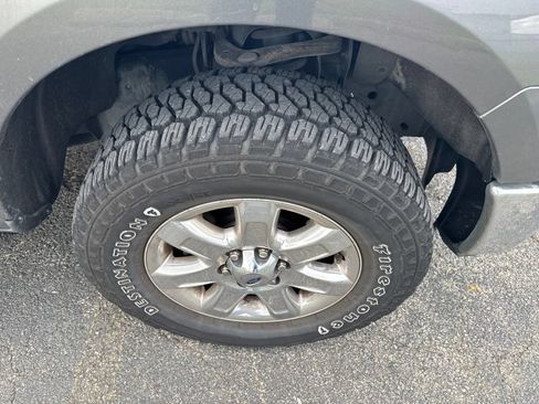 Used 2014 Ford F150 XLT w/ Equipment Group 302A Luxury AWD/4WD image 12
