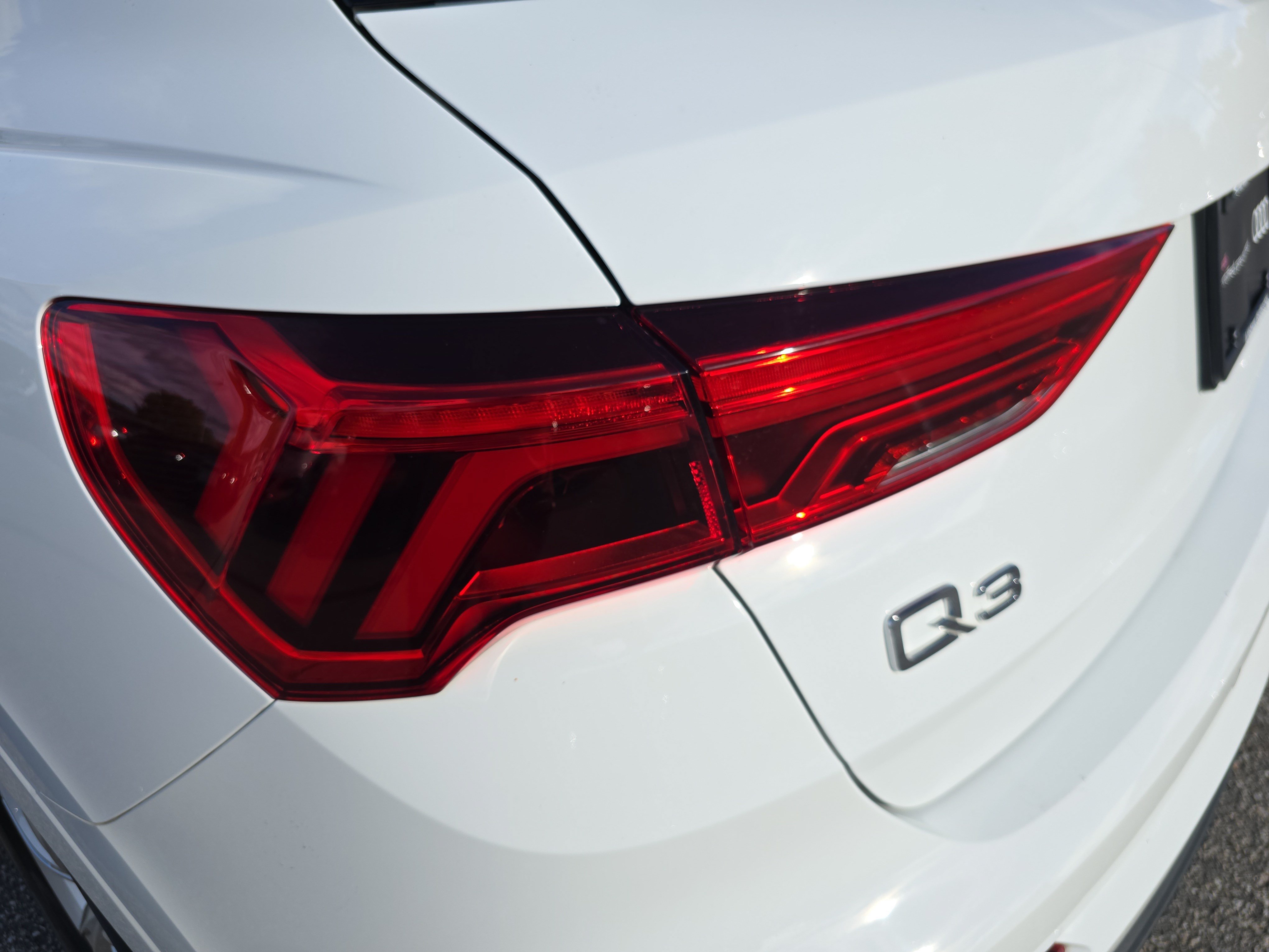 Certified 2024 Audi Q3 2.0T Premium AWD/4WD image 32