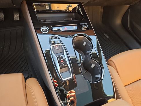 Certified 2025 Audi A5 2.0T Premium Plus Sedan w/ Premium Plus image 22