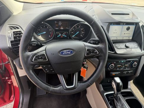 Used 2018 Ford Escape SEL image 8