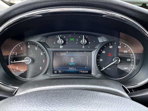 Used 2022 Buick Encore Preferred w/ Safety Package FWD image 21