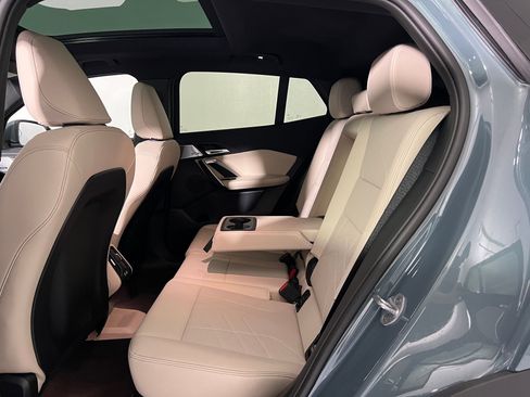 Used 2025 BMW X2 xDrive28i w/ Premium Package image 14