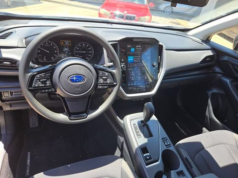 Used 2025 Subaru Crosstrek 2.5i Premium AWD/4WD image 16