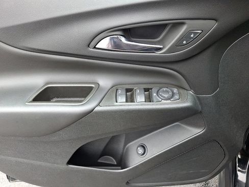 Certified 2023 Chevrolet Equinox LT AWD/4WD image 13