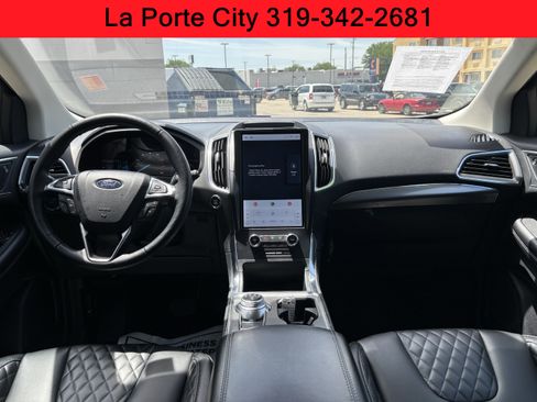 Used 2024 Ford Edge Titanium AWD/4WD image 14