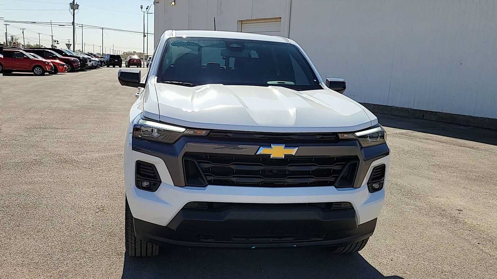 New 2026 Chevrolet Colorado LT w/ LT Convenience Package AWD/4WD image 3