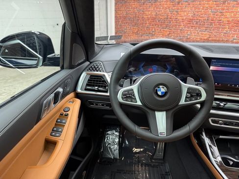 New 2026 BMW X7 xDrive40i image 13