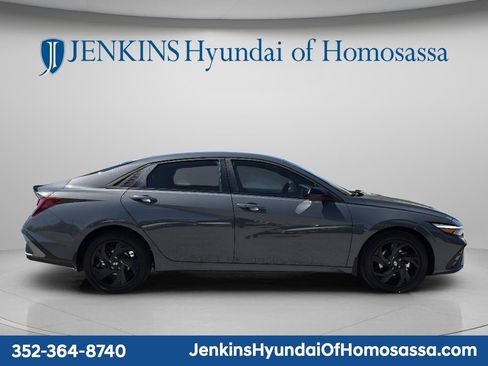 New 2026 Hyundai Elantra Sport image 2