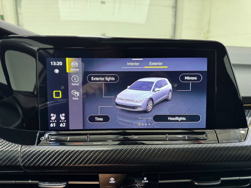 Used 2024 Volkswagen Golf R AWD/4WD image 27