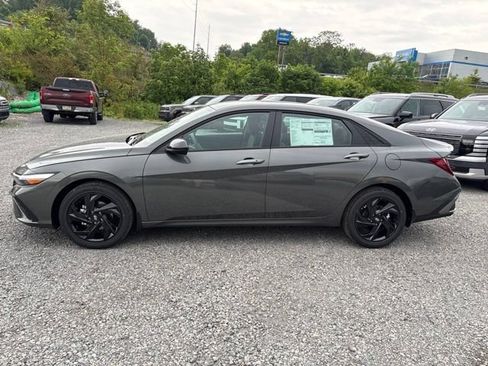 New 2026 Hyundai Elantra Sport FWD image 2