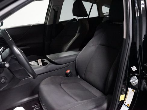 Certified 2021 Toyota Venza LE AWD/4WD image 26