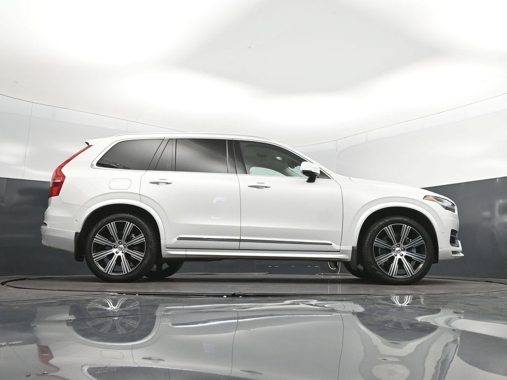 Used 2023 Volvo XC90 B6 Ultimate w/ Protection Package Premier AWD/4WD image 43