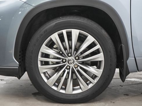 Used 2021 Toyota Highlander Platinum AWD/4WD image 30