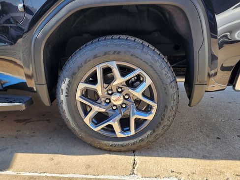 New 2026 GMC Sierra 1500 SLT w/ SLT Premium Plus Package image 52