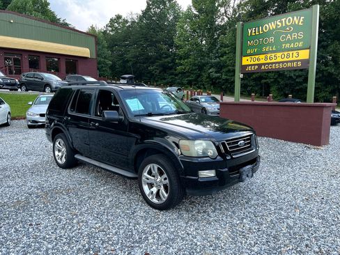 Used 2010 Ford Explorer XLT image 2
