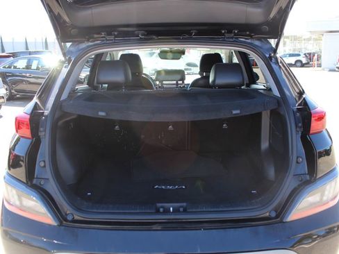 Used 2023 Hyundai Kona Limited image 10
