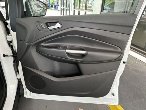 Used 2018 Ford Escape SEL AWD/4WD image 36