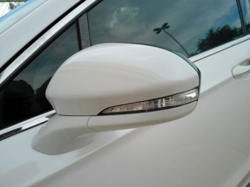 Used 2017 Ford Fusion Energi Titanium image 15