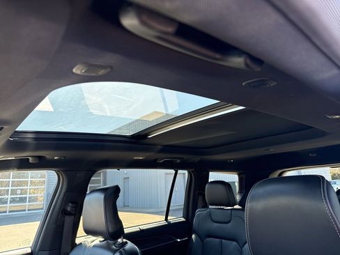 Used 2021 Jeep Grand Cherokee L Overland w/ Luxury Tech Group IV image 25