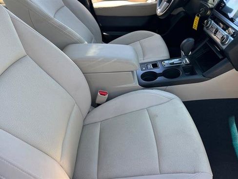 Used 2016 Subaru Legacy 2.5i Premium AWD/4WD image 15