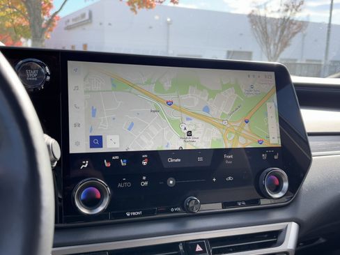 Used 2024 Lexus RX 350 Premium image 23