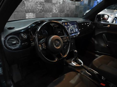 Used 2018 Volkswagen Beetle 2.0T S image 3