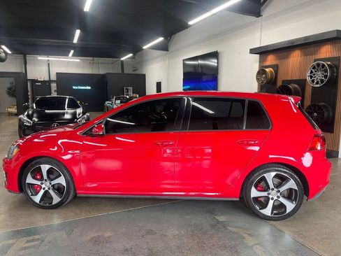 Used 2017 Volkswagen GTI Autobahn FWD image 5