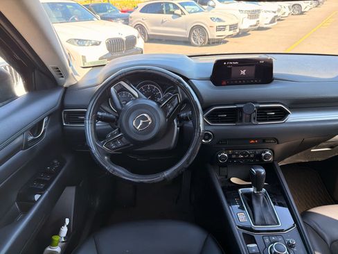 Used 2018 MAZDA CX-5 Touring w/ Preferred Equipment Package AWD/4WD image 5