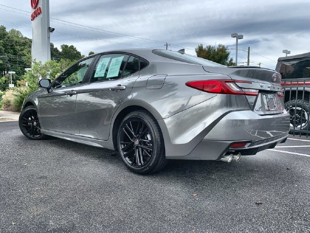 Used 2026 Toyota Camry SE w/ Multimedia Upgrade Package FWD image 6