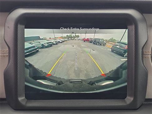 Used 2021 Jeep Wrangler Unlimited Sahara image 27