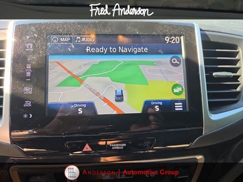 Used 2018 Honda Pilot Touring image 7
