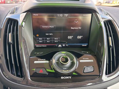 Used 2014 Ford C-MAX Energi SEL w/ Equipment Group 303A image 26