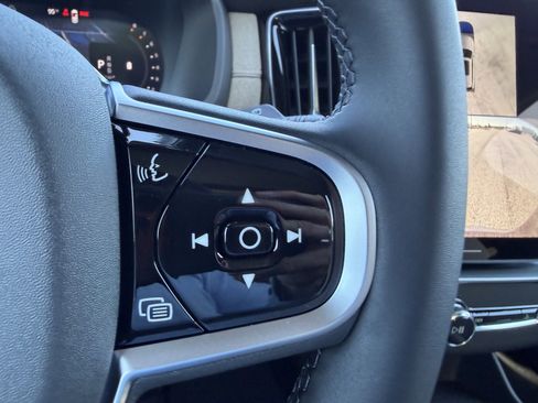 New 2026 Volvo XC90 B5 Plus image 29