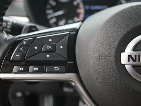 Used 2020 Nissan Altima 2.5 SR FWD image 15