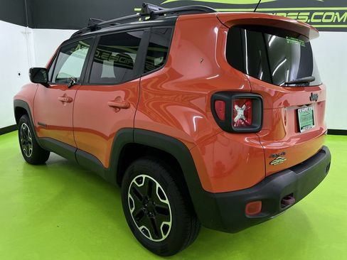 Used 2017 Jeep Renegade Trailhawk AWD/4WD image 7